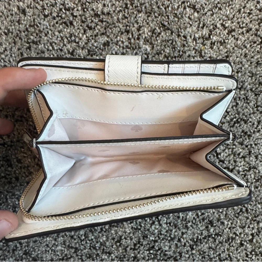 Kate Spade Blue and White Leather Wallet - Picture 5 of 5